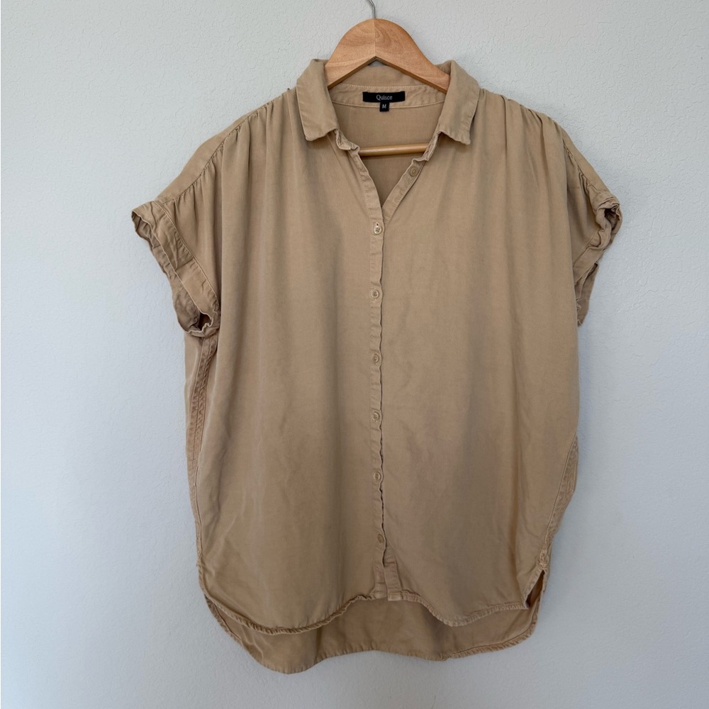 Quince Tan Button-Down Short Sleeve Shirt